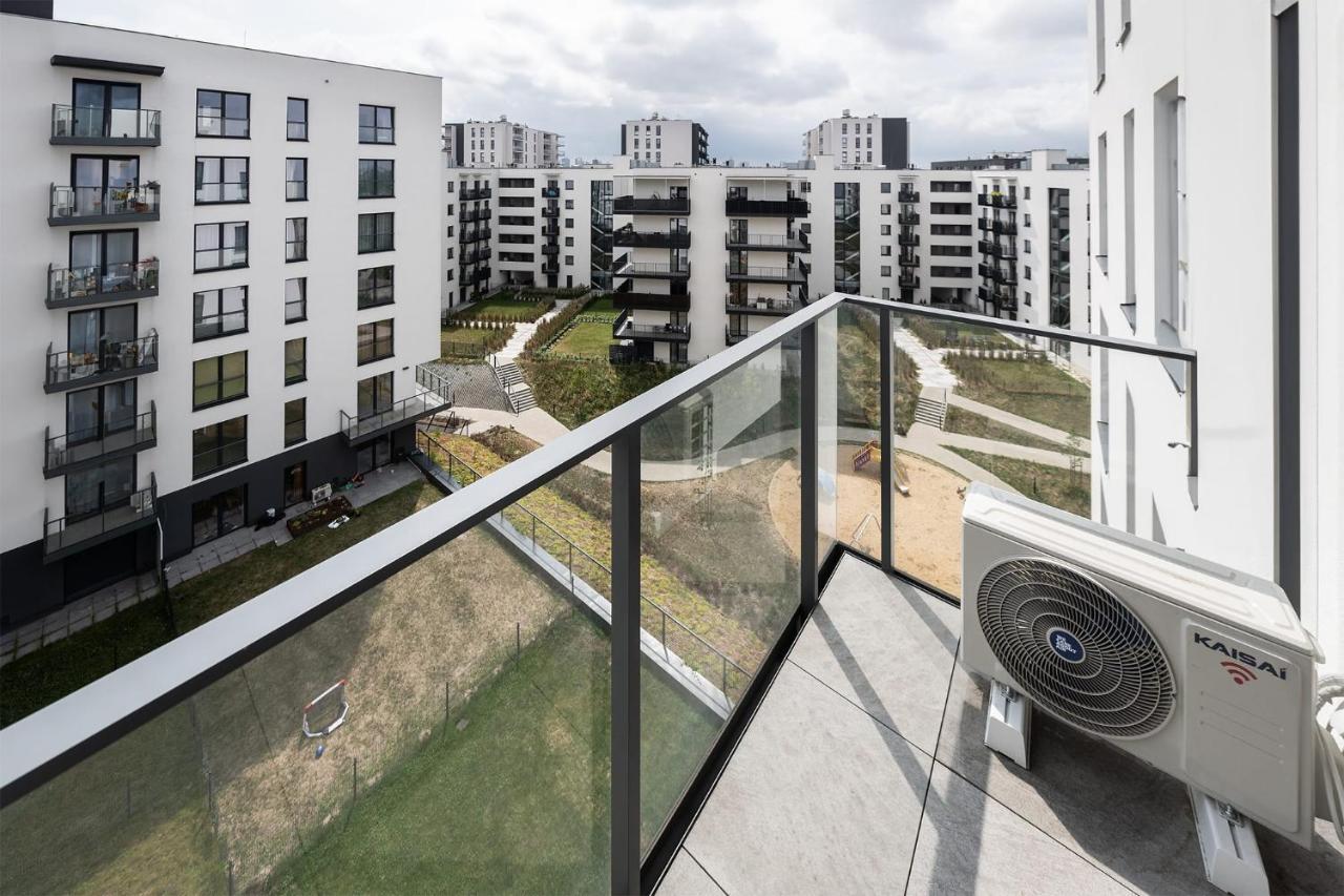 Manufaktura Apart Z Miejscem Parkingowym Łódź Exterior foto